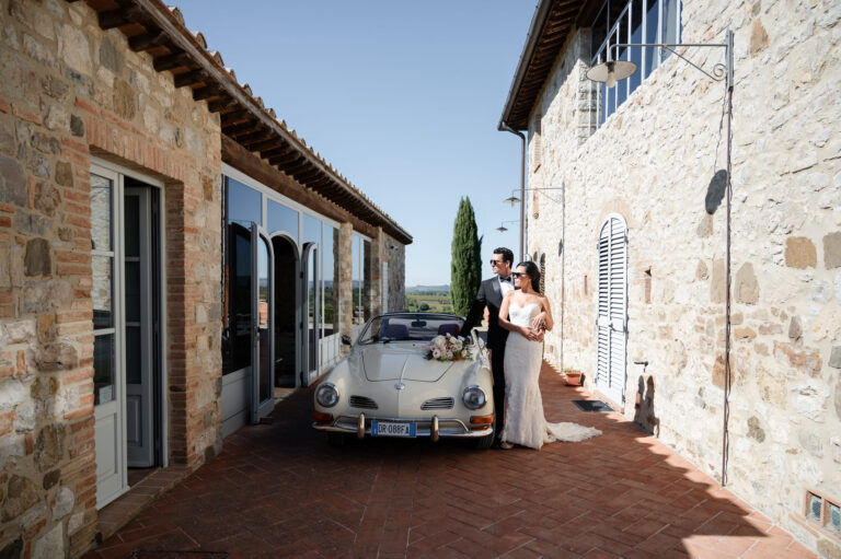 Editorial destination wedding inspiration in Tuscany, Italy